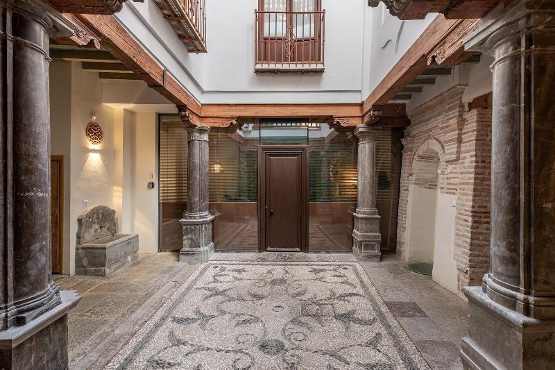 Aparatamentos Boutique Granada 3000 