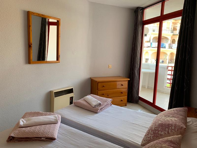 Apartamentos Habitat - Playa Romana 3000 