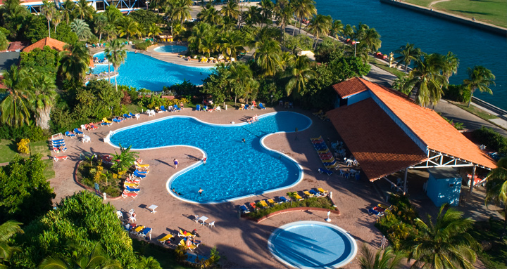 Blau Costa Verde Plus Beach Resort