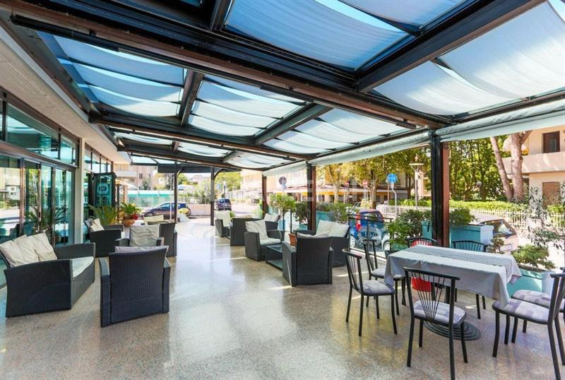Hotel Mirage 