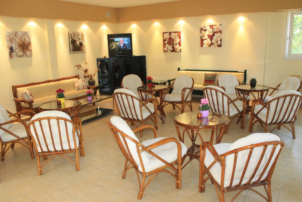 Varvaras Diamond Hotel 