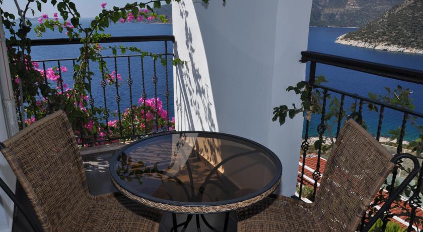 HOTEL KALAMAR
