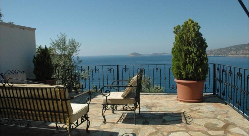 HOTEL KALAMAR