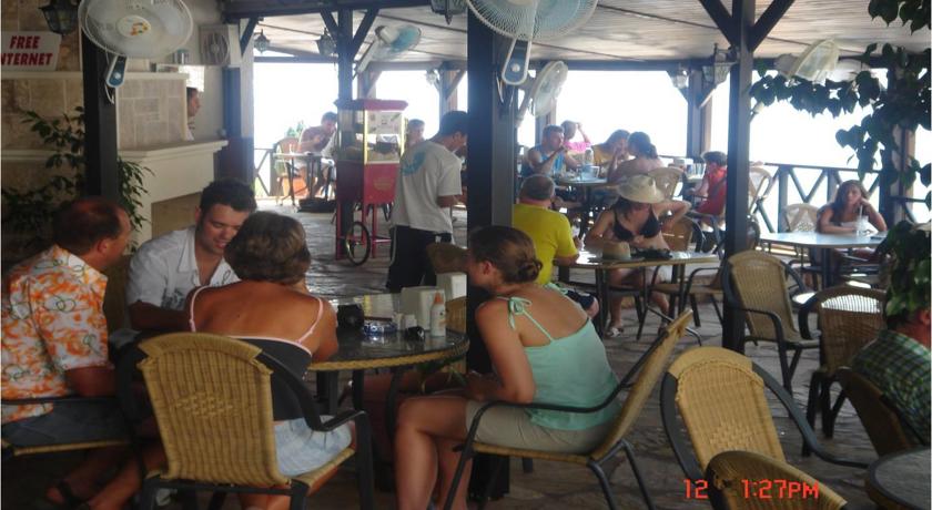 HOTEL KALAMAR