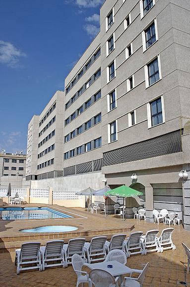 Hotel M.A. Luna Arabial