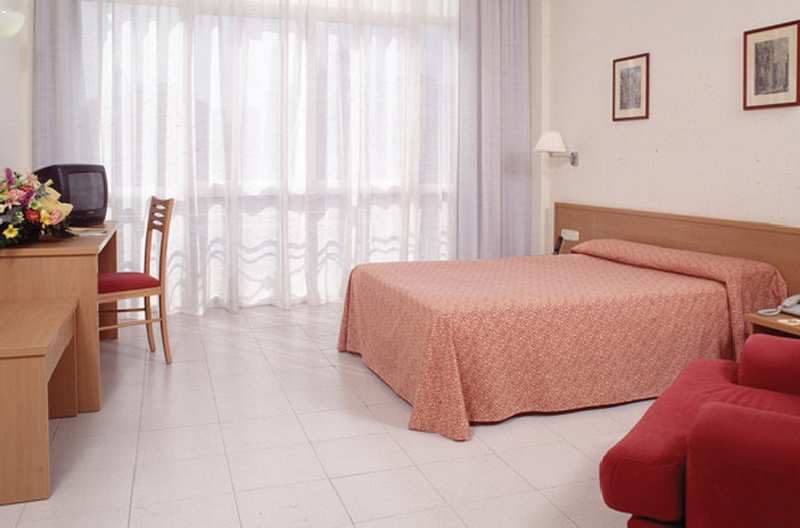 HOTEL CATALONIA TRANSIT