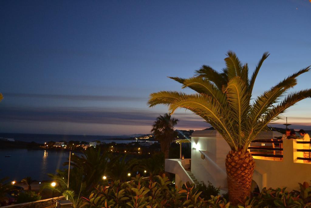 Porto Raphael Residences & Suites 