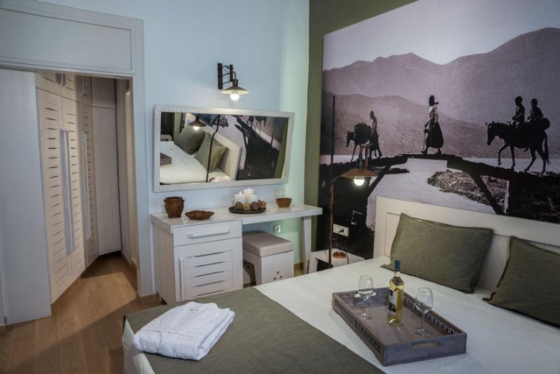 Elia Ntaliani Suites 10 *