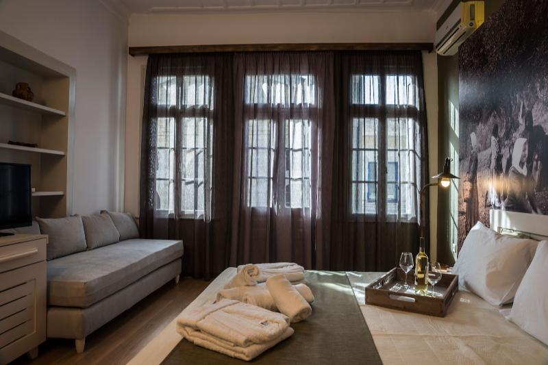 Elia Ntaliani Suites 10 *