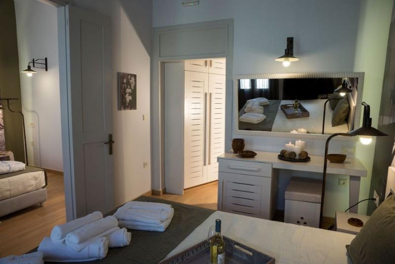 Elia Ntaliani Suites 10 *