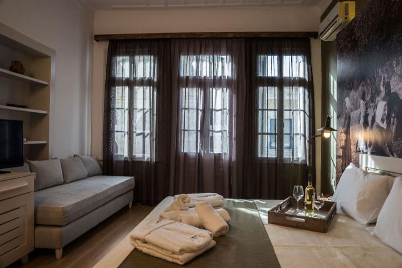 Elia Ntaliani Suites 10 *