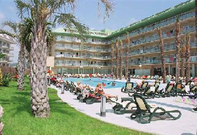 Hotel Caprici Verd