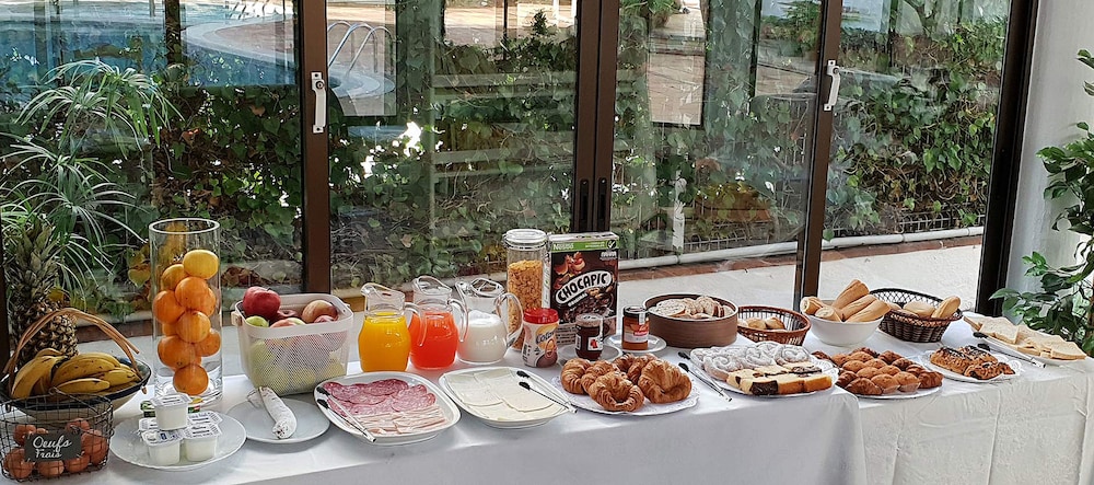 Hotel Mireia 
