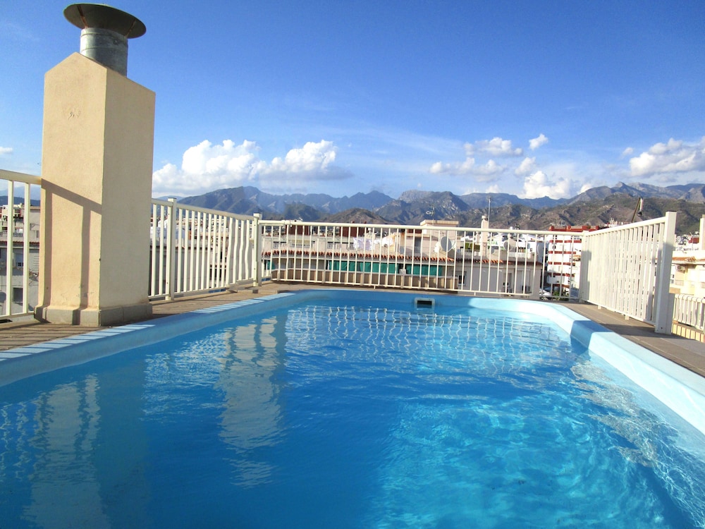 Apartamentos Andalucia Edificio Cantares 