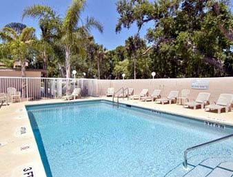 Days Inn By Wyndham Daytona Beach Downtown 