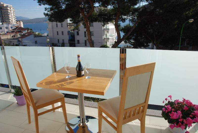 Summer Suite Hotel 