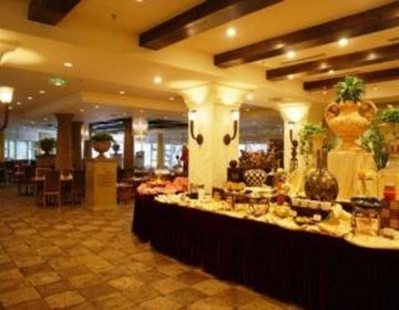 Holiday Inn Moon River Beijing