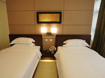 Le View Seasons Suites