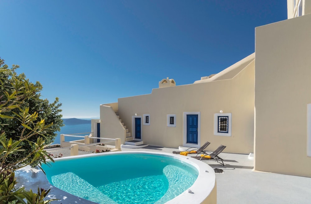 Astraea House 