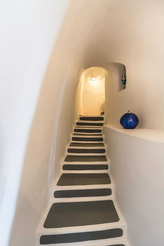 Astraea House 