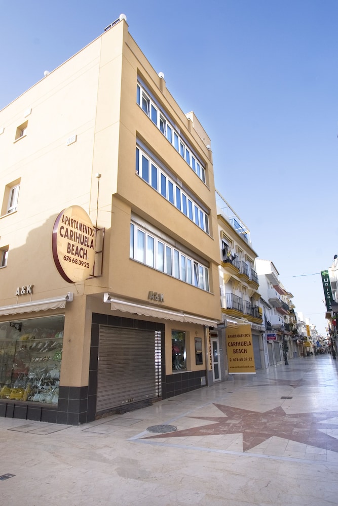 Carihuela Beach Apartments 