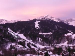 Zur Schonen Aussicht