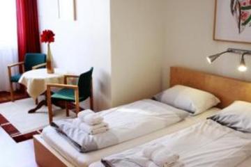 Hotel & Gastehaus Berlin Mitte
