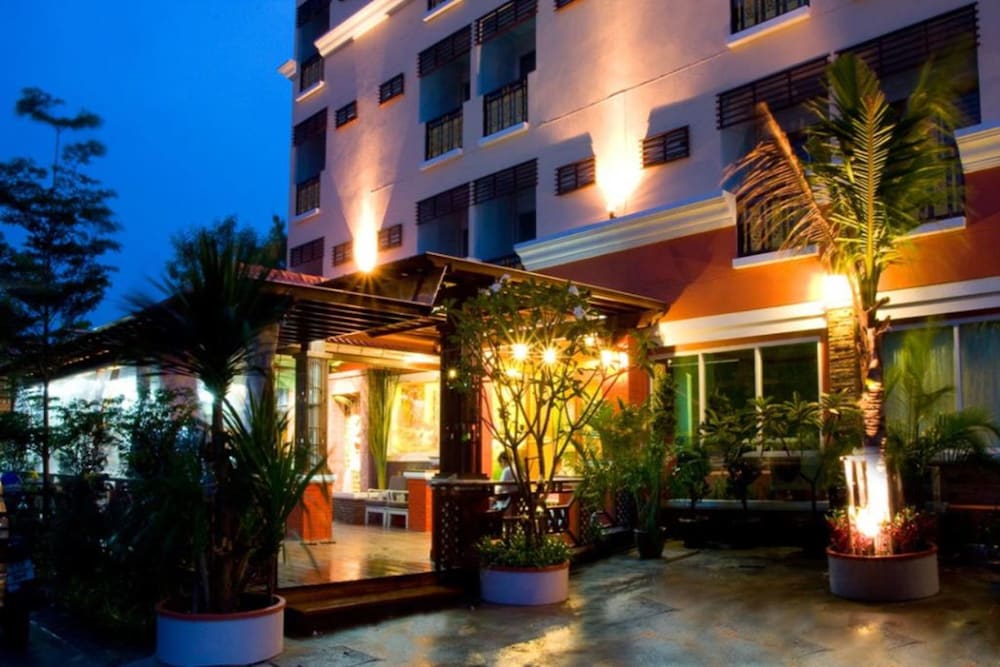 Oyo 280 Thai Garden Resort 