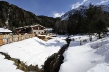 La Tana Dell'Orso Garni
