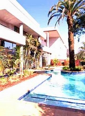Garden Court Hatfield