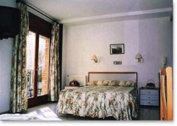 Hotel Hostal Lizana 2
