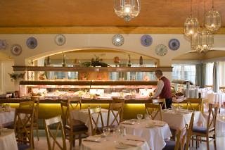 HOTEL REINA CRISTINA