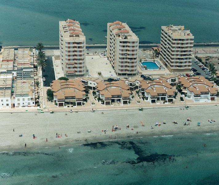 ISLA GROSA APTS