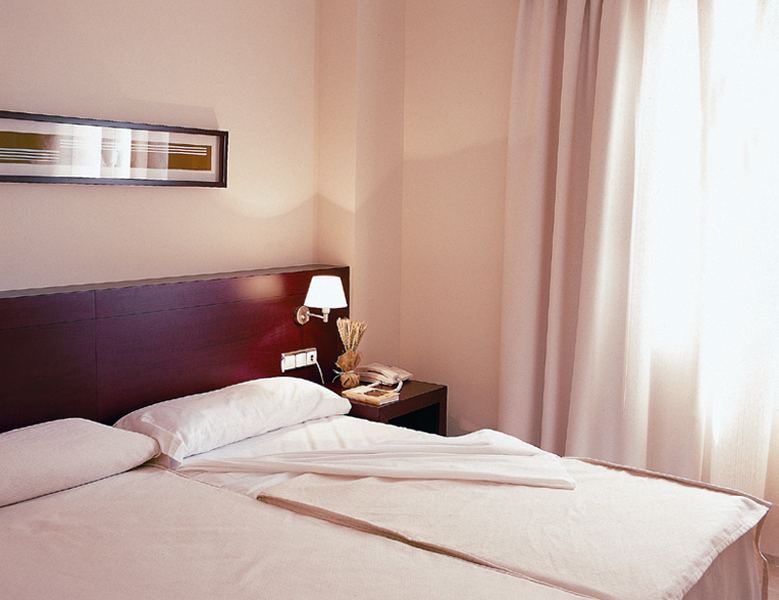 HOTEL TRAIÑA HTL