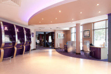 Premier Inn Gatwick Manor Royal 