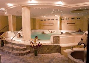 DIANA PARC Hotel Photo
                            