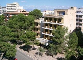 Hostal Arenal Pins