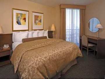 Embassy Suites By Hilton Philadelphia Center City 