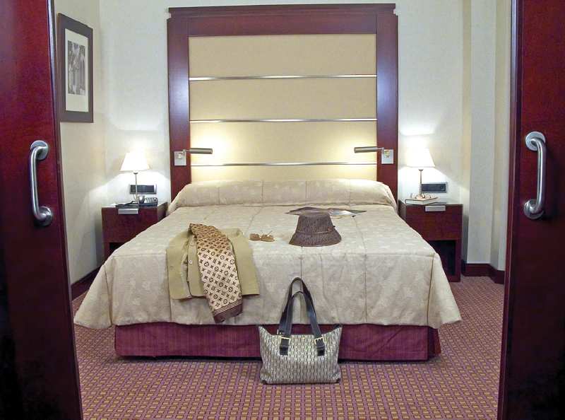 HOTEL BADAJOZ CENTER