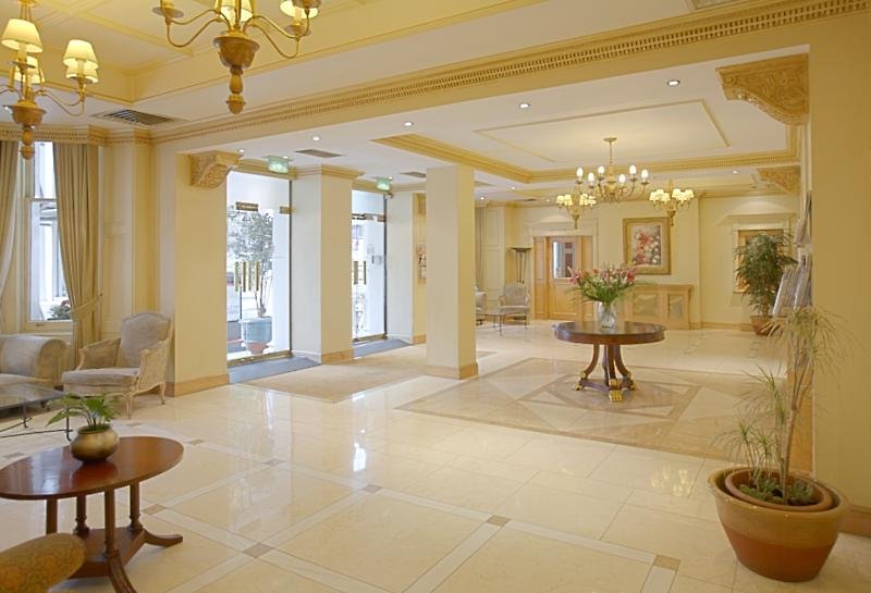 Rydges Kensington Plaza image 7