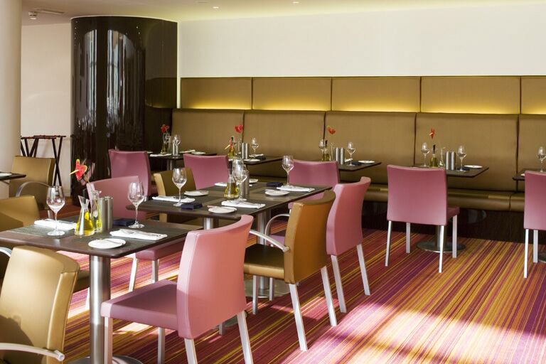 Novotel Bucarest City Centre image 2