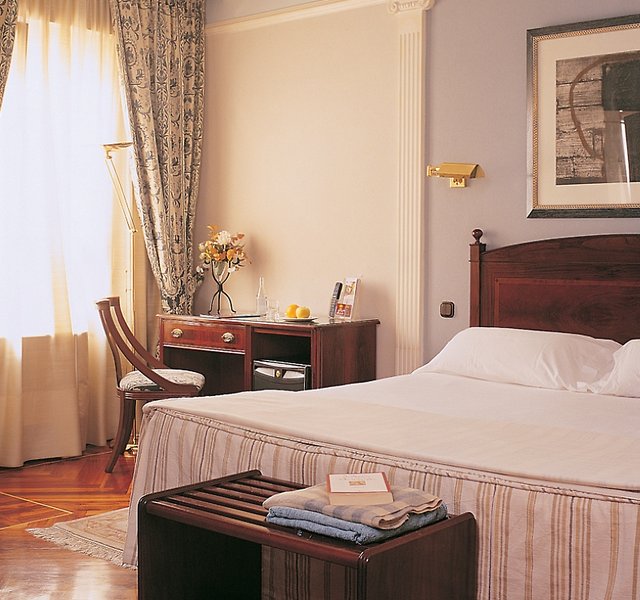 HOTEL CORONA DE CASTILLA