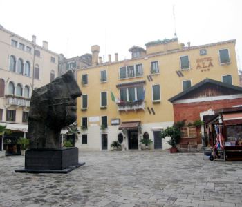 HOTEL ALA