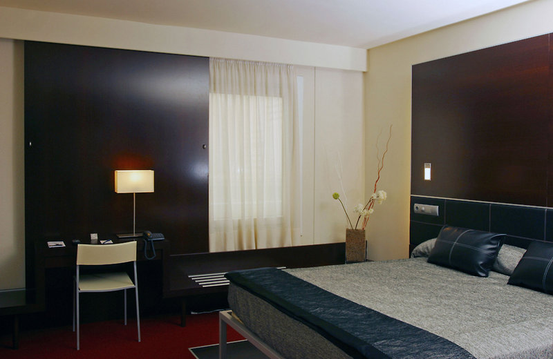 HOTEL TRYP CEUTA