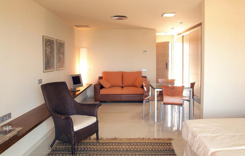 HOTEL LES OLIVERES