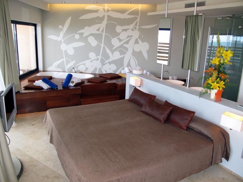 HOTEL LES OLIVERES