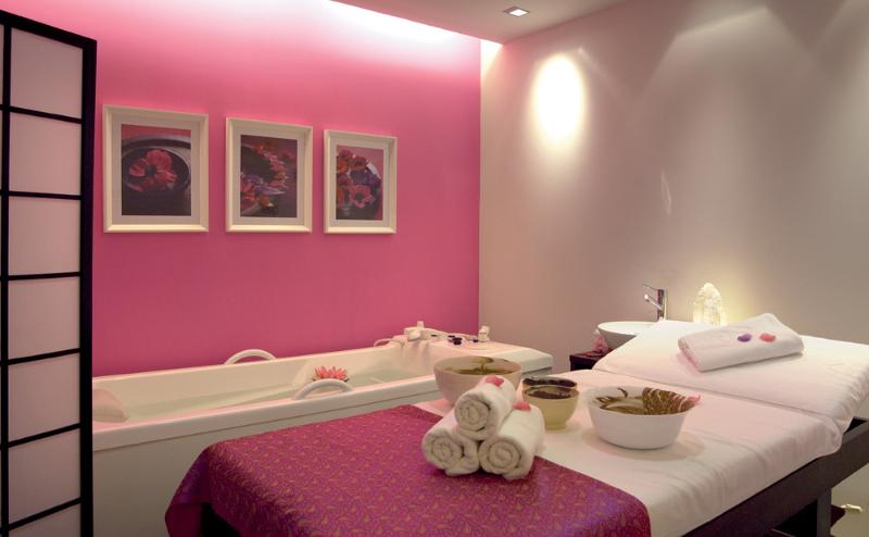 HOTEL LES OLIVERES