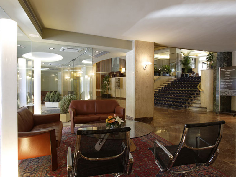 HOTEL TRES REYES