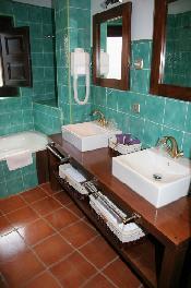 HOTEL SPA VILLA DE MOGARRAZ