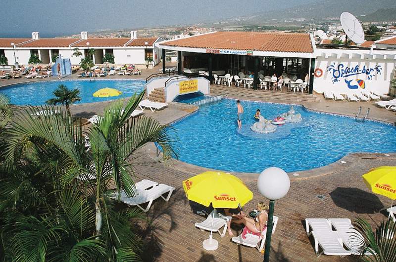 Malibu Park Apartamentos - Mercado Canario